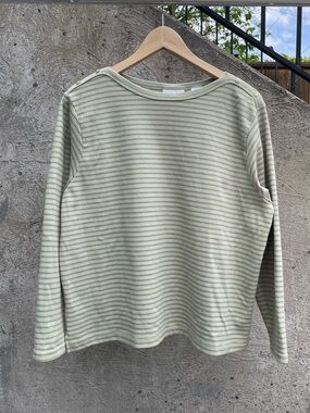Light green Russ striped long sleeved shirt size women’s XL
